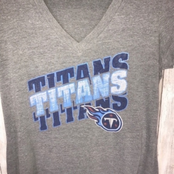NFL Tennessee Titans Grey Logo Tee Women’s Large - Picture 3 of 7